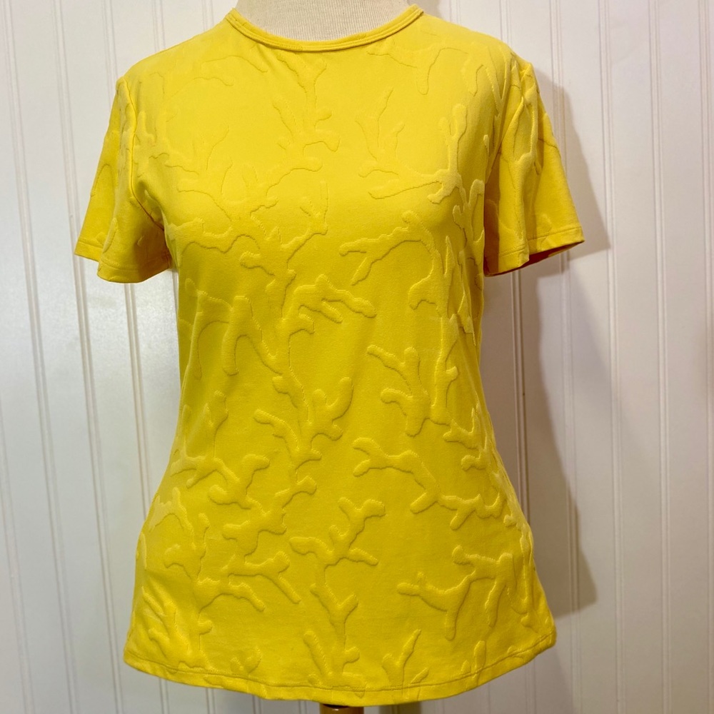 J MCLAUGHLIN | yellow on yellow coral print tee